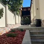 Schei Residence