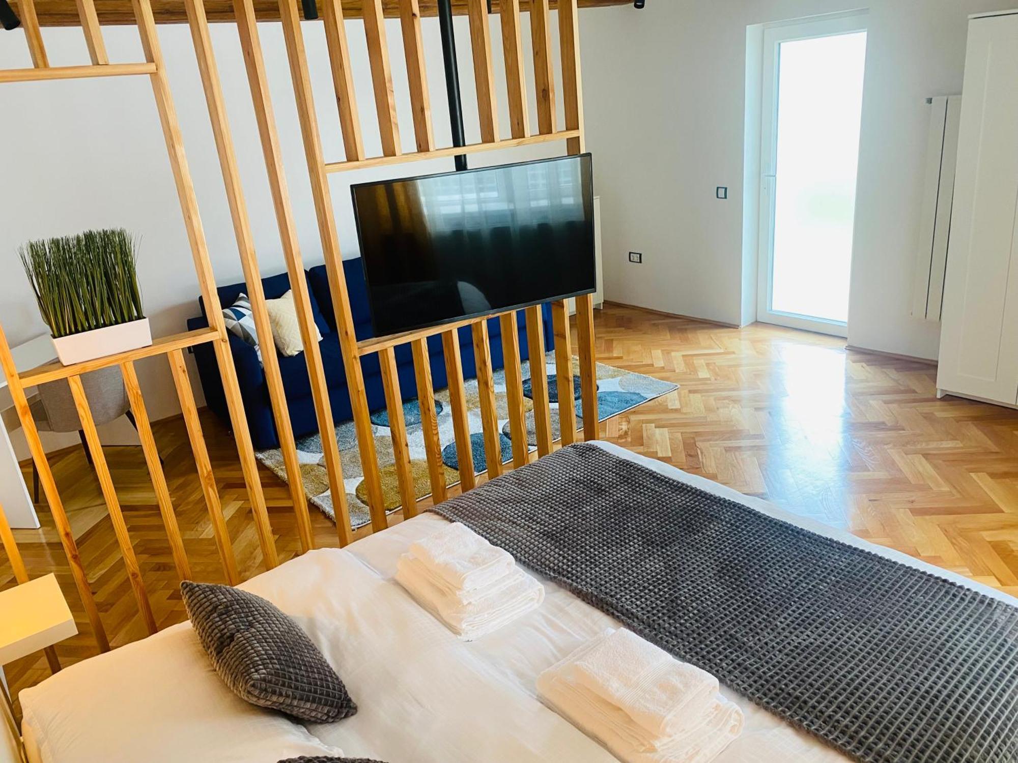 Schei Apartment *