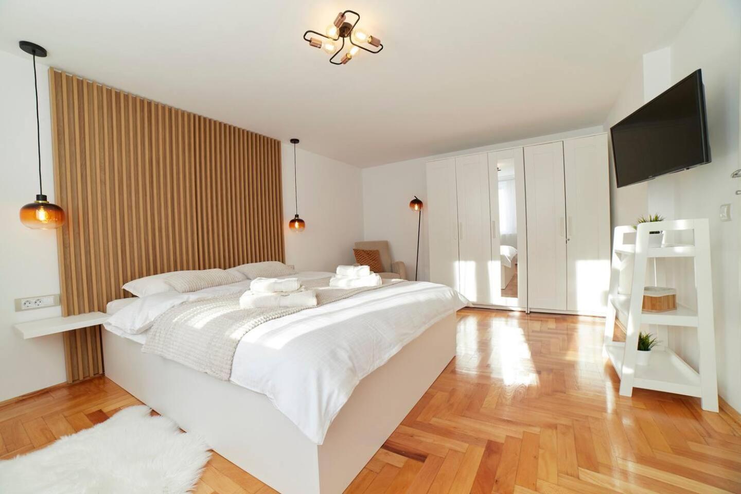 Schei Apartment